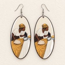 Load image into Gallery viewer, "Kawo" Earrings
