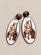 Load image into Gallery viewer, "Pile Kafe" Earrings
