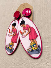 Load image into Gallery viewer, "Pistach Griye" Earrings
