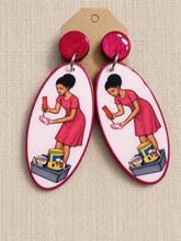 Load image into Gallery viewer, "Pistach Griye" Earrings
